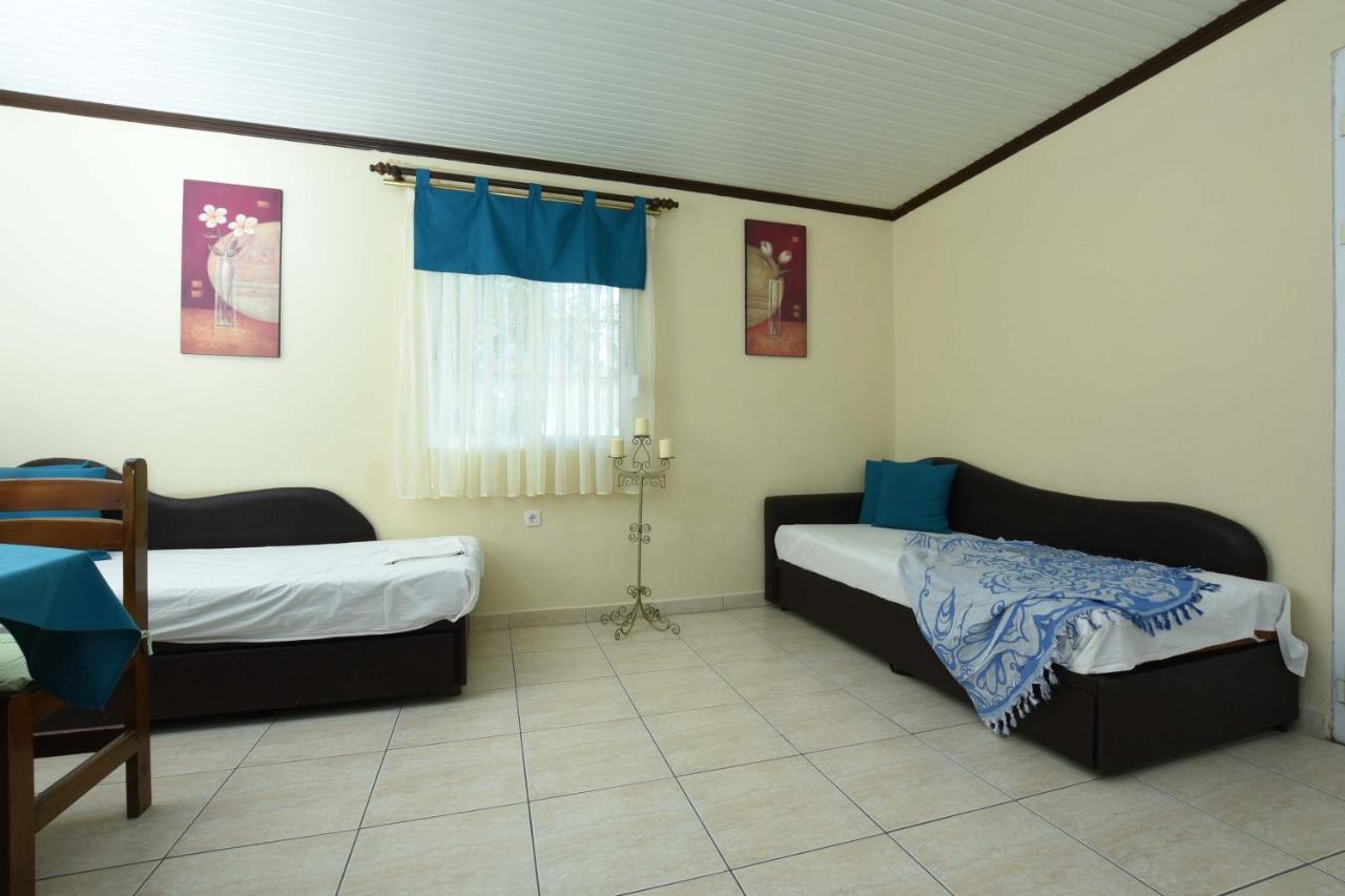 Haus Platanos Apartments & Bungalows By The Sea Вурвуру Екстер'єр фото