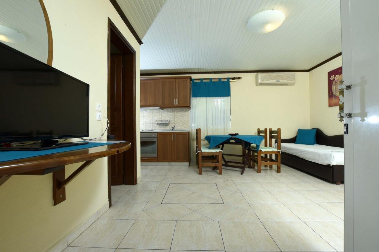 Haus Platanos Apartments & Bungalows By The Sea Вурвуру Екстер'єр фото