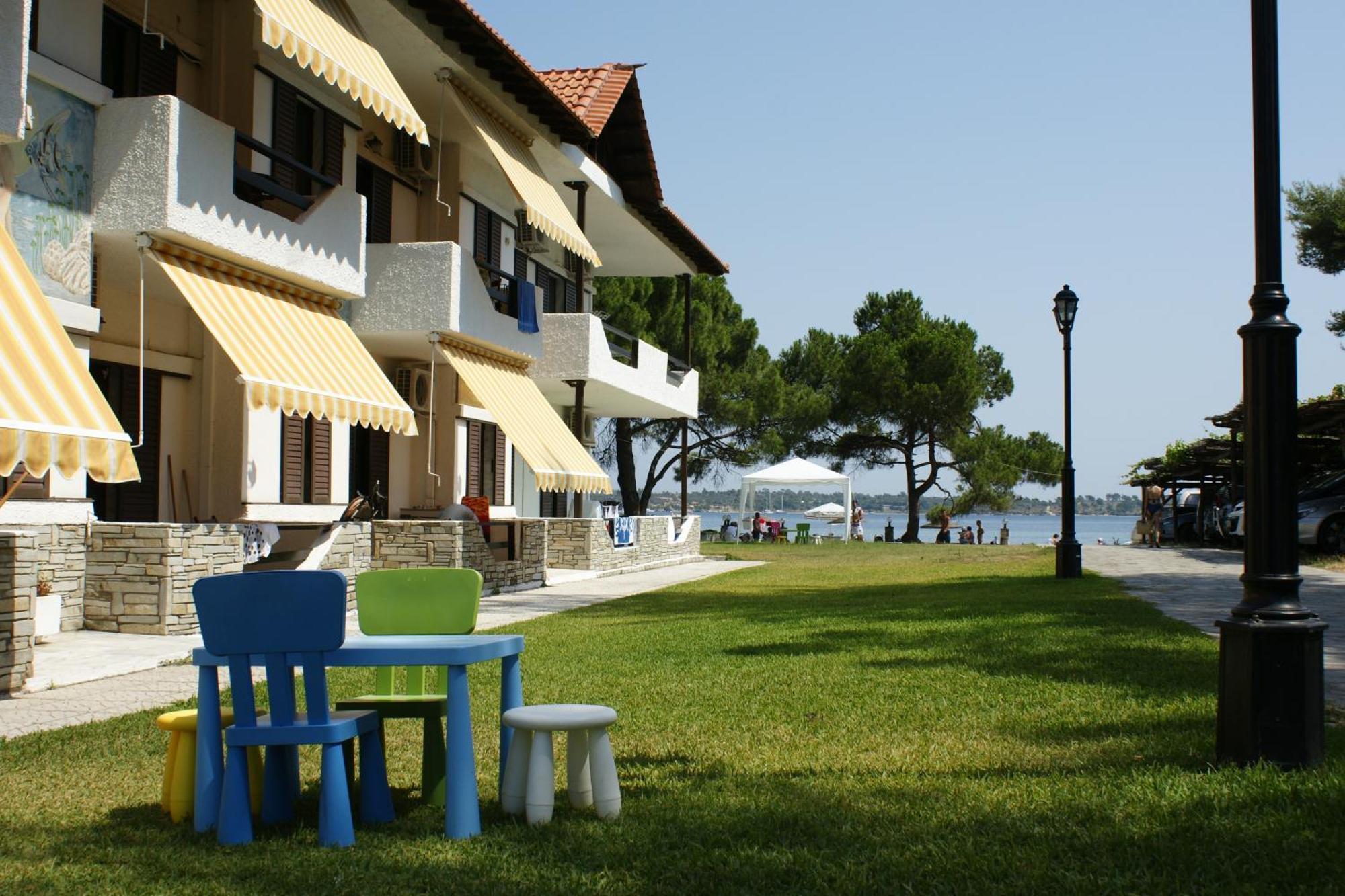 Haus Platanos Apartments & Bungalows By The Sea Вурвуру Екстер'єр фото