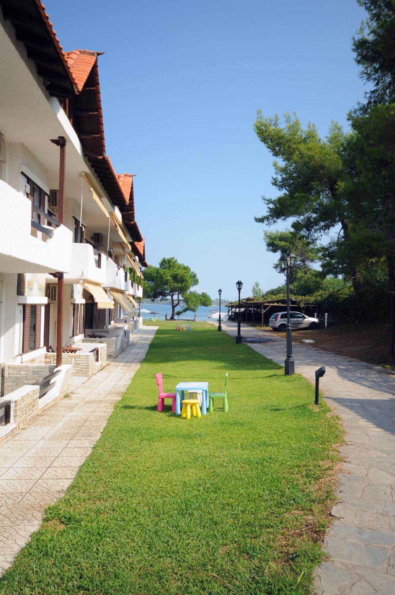 Haus Platanos Apartments & Bungalows By The Sea Вурвуру Екстер'єр фото