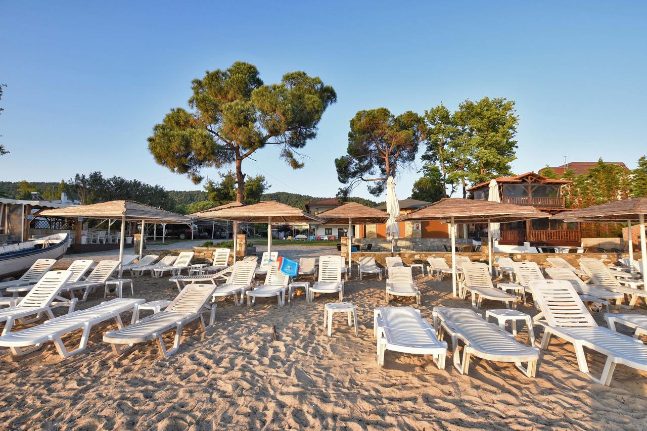 Haus Platanos Apartments & Bungalows By The Sea Вурвуру Екстер'єр фото