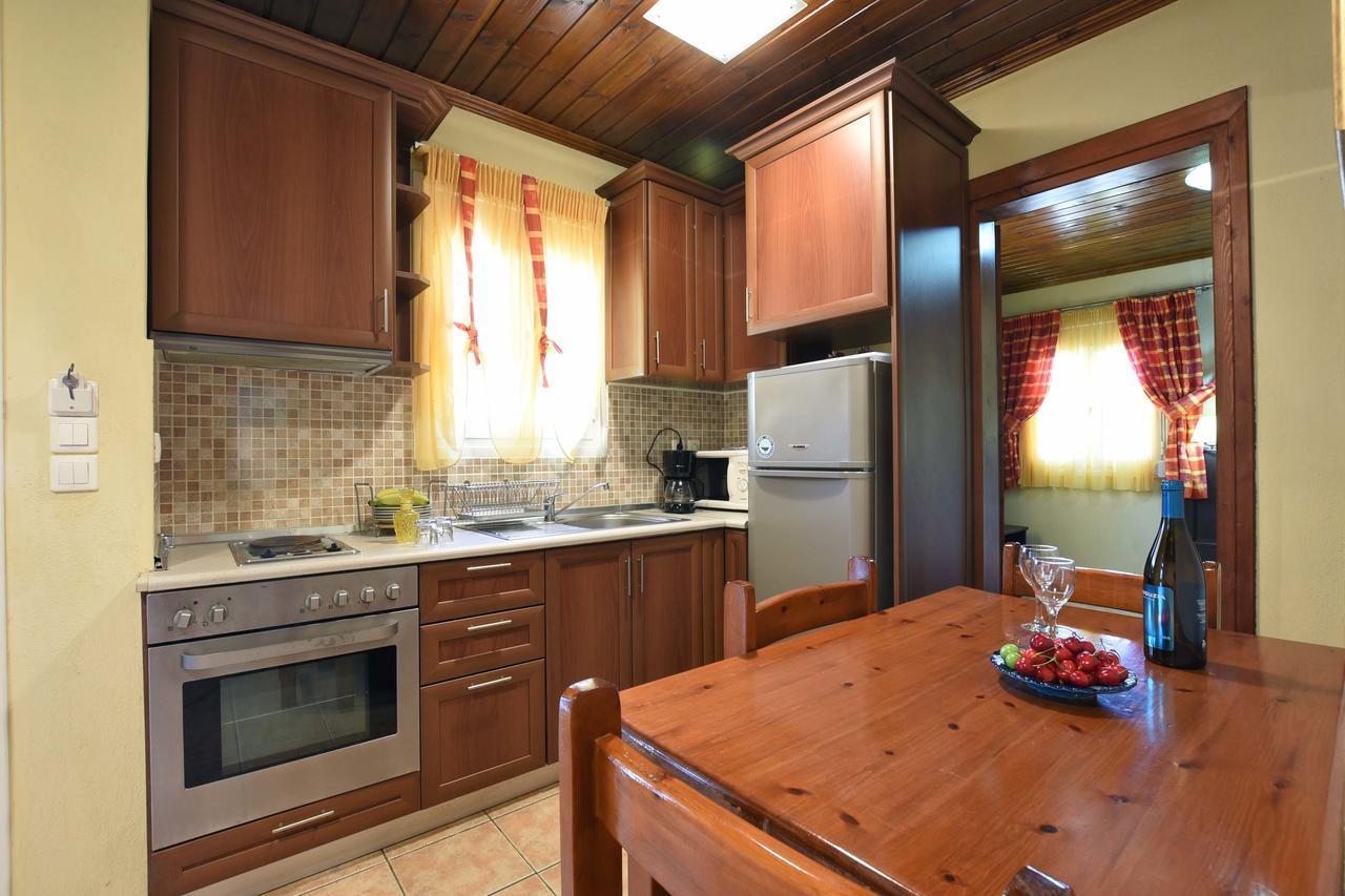 Haus Platanos Apartments & Bungalows By The Sea Вурвуру Екстер'єр фото